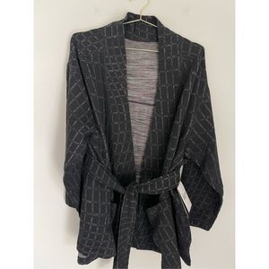 NIKE Women’s Yoga Therma-FIT Luxe Jacquard Top Size 2X NWT